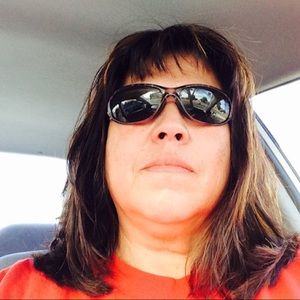 Meet your Posher, Annette